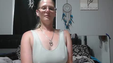 JadeLuv online show from August 7, 3:39 am