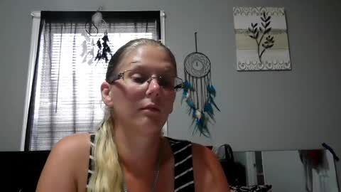 JadeLuv online show from August 9, 7:37 pm