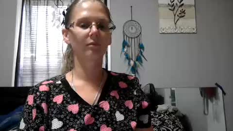 JadeLuv online show from August 12, 5:37 pm