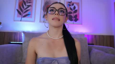 Jade Summer online show from August 8, 4:07 pm