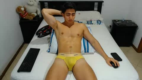 jahshot4 online show from August 1, 4:07 am
