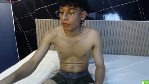 jake_falcon online show from August 5, 4:49 pm