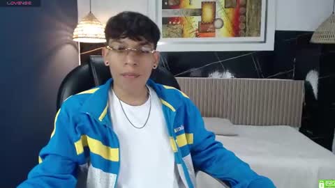 jake_falcon online show from August 6, 11:42 am