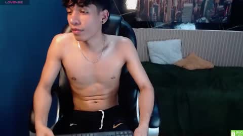 jake_falcon online show from August 15, 4:44 pm