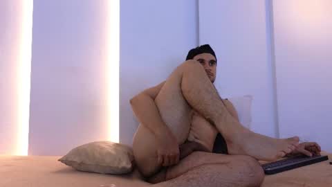 Jake  online show from August 10, 8:27 am