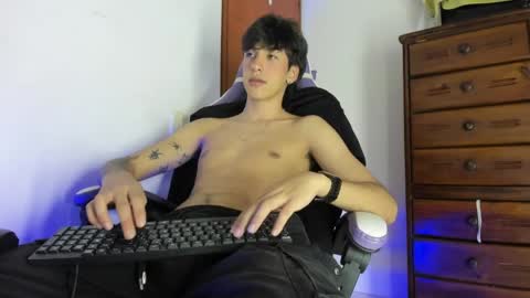 jake online show from April 2, 4:42 am