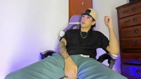 jake online show from April 10, 12:37 am