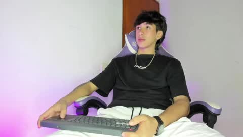 jake online show from May 12, 3:51 am