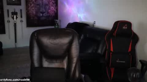 Jake and Noah online show from August 12, 3:20 am