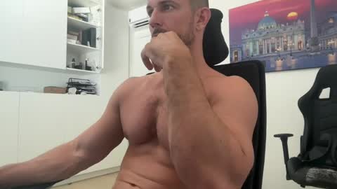 Muscle beast P online show from August 14, 7:23 am