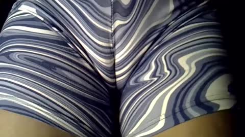 jalia12 online show from August 6, 1:10 pm