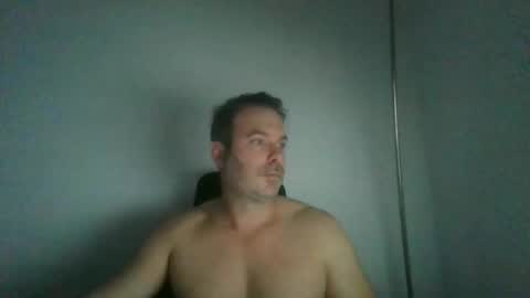 jam3s5959 online show from May 7, 10:05 am