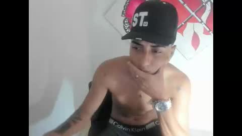 jambybigcock online show from April 25, 9:59 am