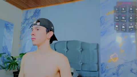 james_adamss_ online show from April 21, 1:32 pm