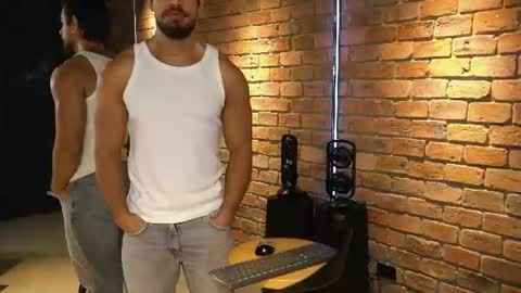James Axel online show from August 16, 3:27 pm