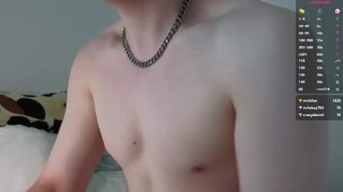 james_camshow online show from August 14, 9:02 am