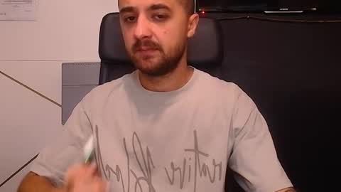 JamesMyers online show from August 14, 4:16 am