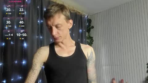jamie_inked online show from August 14, 9:02 am