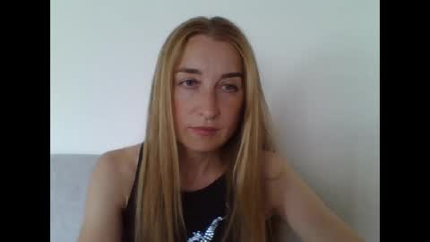 JamieSweetx online show from August 2, 10:55 am
