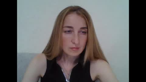JamieSweetx online show from August 5, 7:45 pm