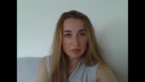 JamieSweetx online show from August 12, 12:40 pm