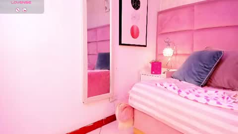 Janah Myers online show from August 13, 4:21 pm