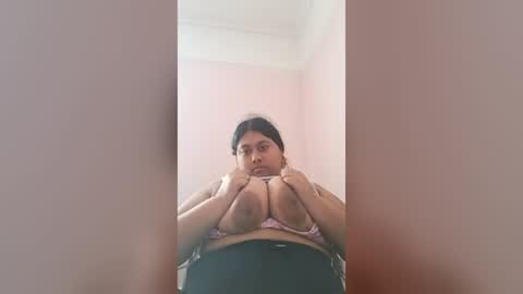 Jane Cabral online show from August 5, 7:28 am