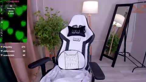 jane_broks online show from August 6, 4:33 am
