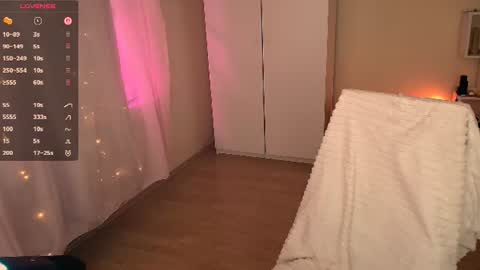 jane_kinn online show from July 22, 8:39 am