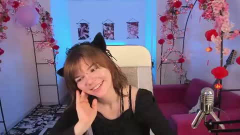 janefields online show from August 7, 10:37 am
