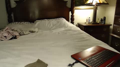 janefuks online show from March 5, 3:36 am