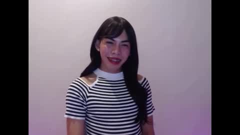 janelux_x online show from May 29, 5:48 pm