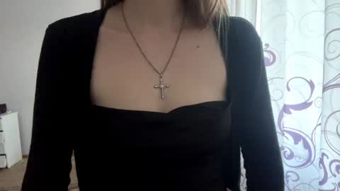 Kate online show from August 8, 2:28 pm