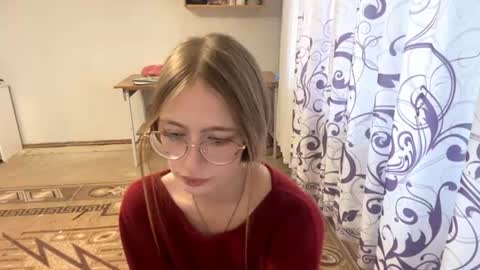 Kate online show from August 14, 2:53 pm