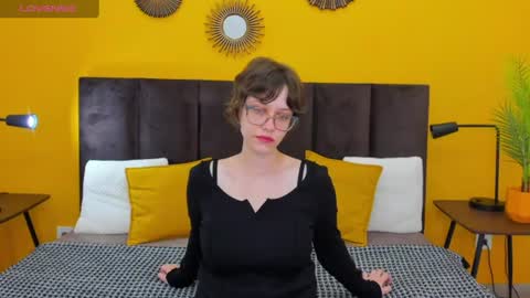 janice_lyons online show from September 3, 8:17 am