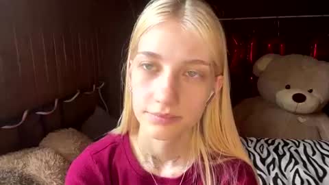 Elsa online show from August 6, 12:48 pm
