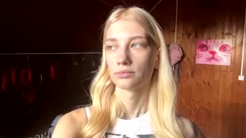 Elsa online show from August 14, 11:25 am