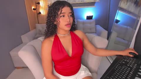 Janinne  online show from August 6, 4:28 pm