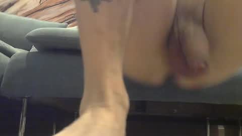 janisjanis143 online show from June 2, 11:41 pm
