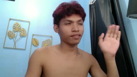 janlloyd04 online show from June 23, 7:09 am