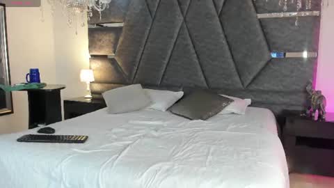 janna_foxx online show from August 10, 4:03 am