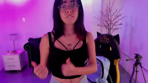          online show from August 14, 1:31 am