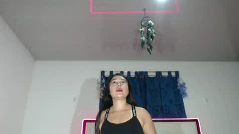 Violeta online show from August 9, 12:00 am