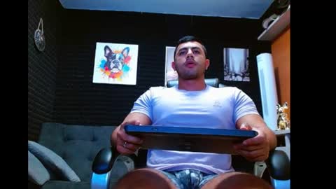 jarod online show from August 8, 8:31 pm
