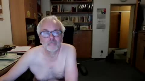 jasit78658 online show from August 11, 8:00 pm