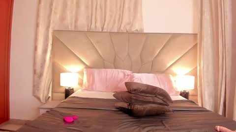 jasmin_melons online show from August 7, 7:41 am