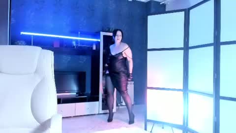 jasmin_milf online show from July 17, 9:15 pm