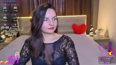 Jasmine online show from August 11, 12:18 pm