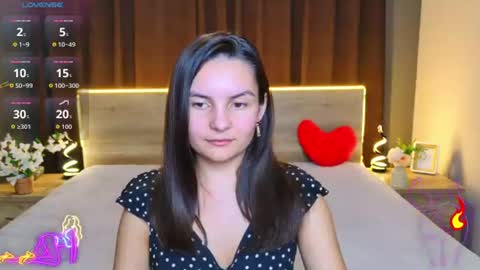 Jasmine online show from August 13, 4:54 pm