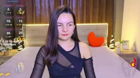 Jasmine online show from August 14, 11:58 am